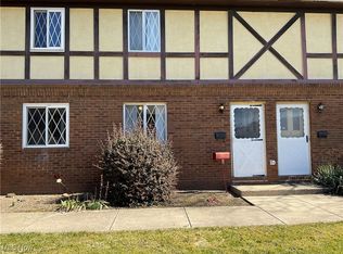 8180-14 Deepwood Blvd #2, Mentor, OH 44060
