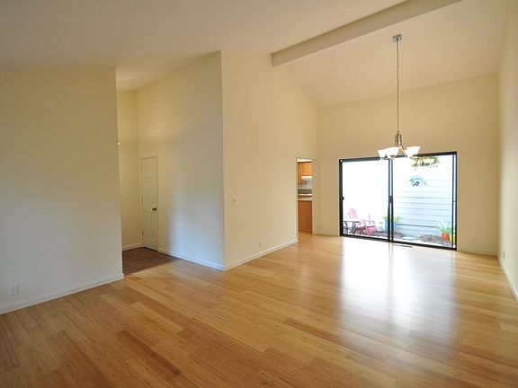 3rd image of 504 Clearview Dr