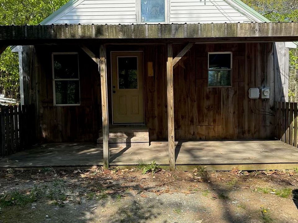 2nd image of 38 Rocque Lane