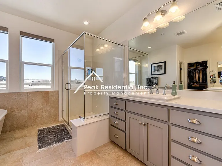 12753 Glass Beach Dr — Photo 53