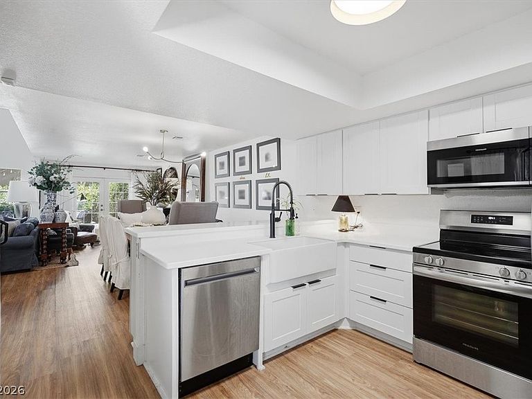 6250 W Flamingo Rd APT 93, Las Vegas, NV