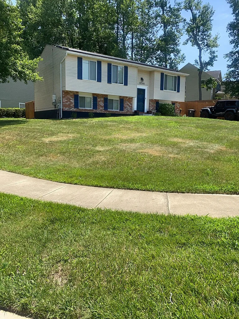 5 bed, 2056 sqft, $3,500 — Photo 2