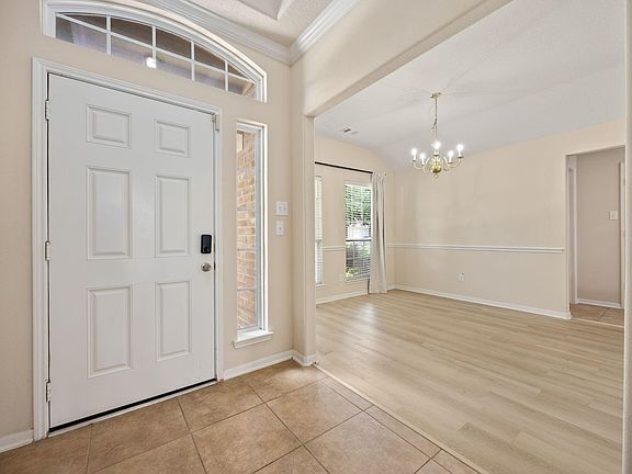 4th image of 14319 W Oblong Cir