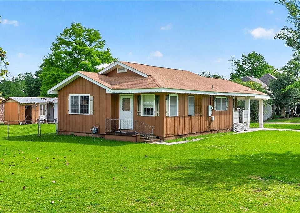1st image of 2072 Cypress St