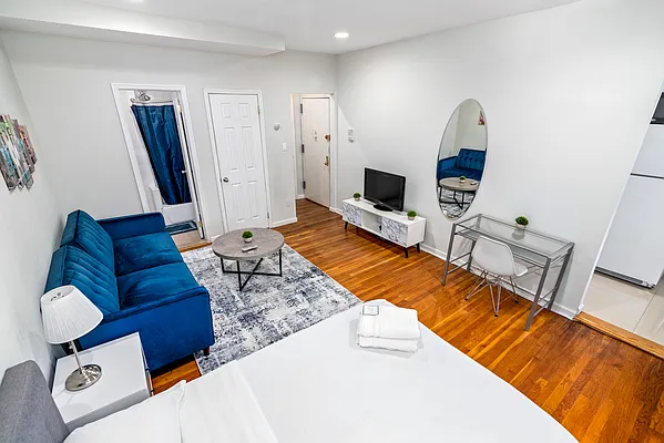 Rented by Stay Local NYC | media 7