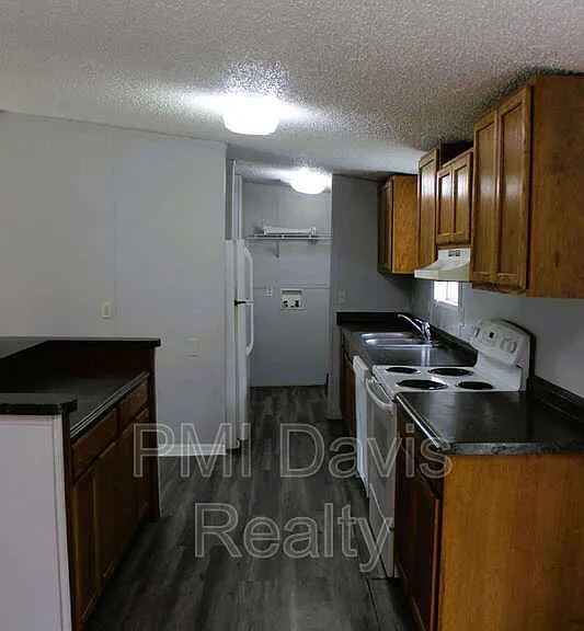 4687 Mayflower St — Photo 3