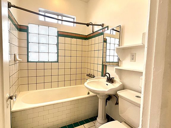 5th image of 643 1/4 N Spaulding Ave #647-1/4