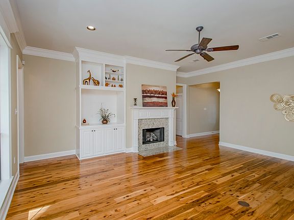 5th image of 5810 Parkknoll Place Dr