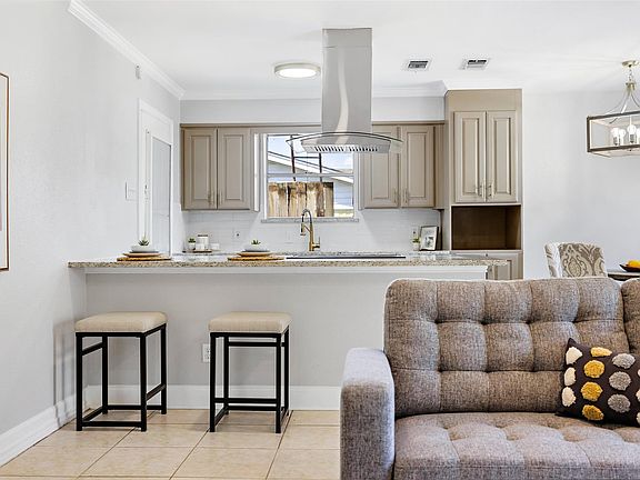 5th image of 1101 Dublin Dr