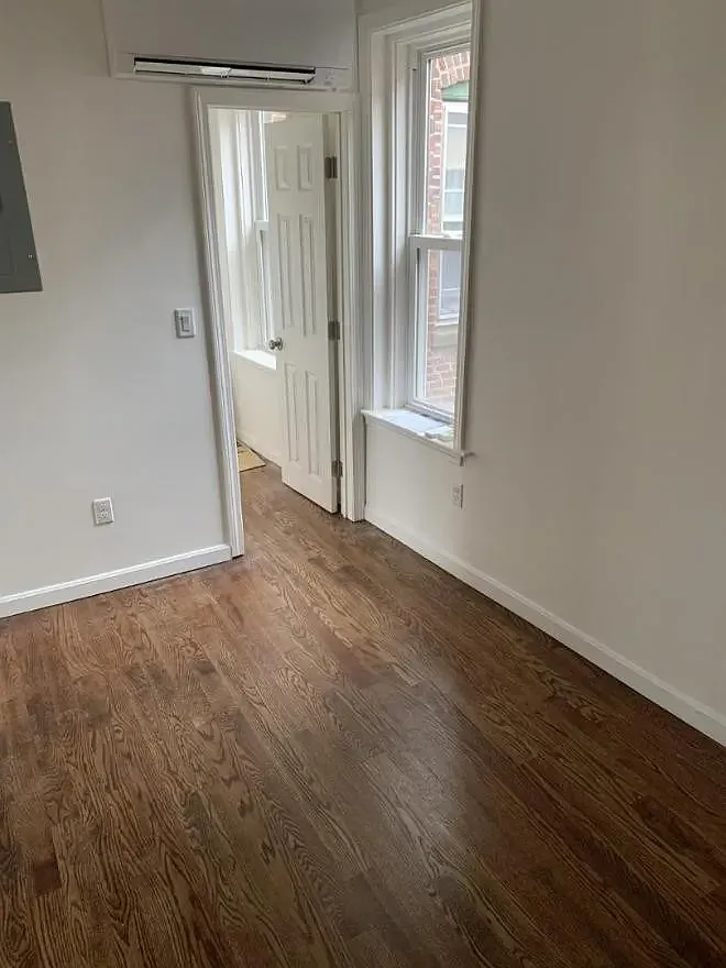 1 bed, 9999 sqft, $2,550 — Photo 4