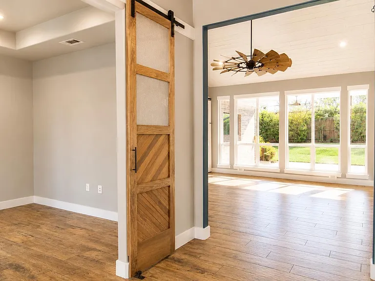 1714 Shoal Creek Dr — Photo 19