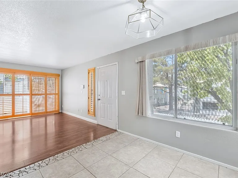 3125 Casey Dr #202 — Photo 8