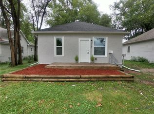 107 2nd St, West Des Moines, IA 50265