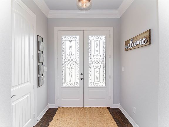 3rd image of 104 Highland Blvd