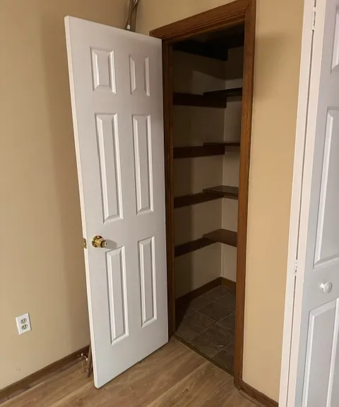 25203 Walkers Landing Ct — Photo 11