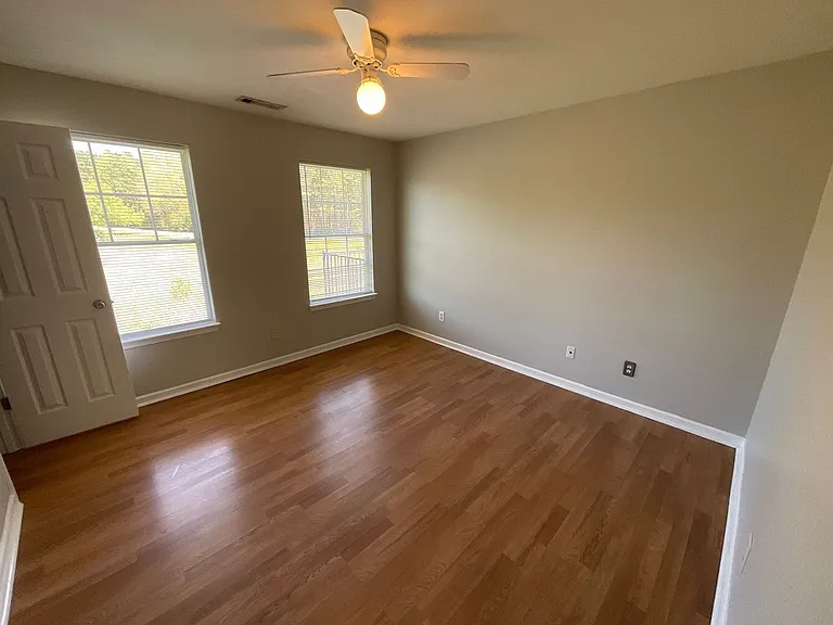 303-305 Wax Rd SE #307 — Photo 9
