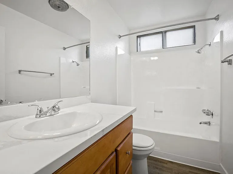 Brody Terrace Apartments — Photo 55