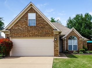 105 Clay Hills Dr, Oakland, TN 38060