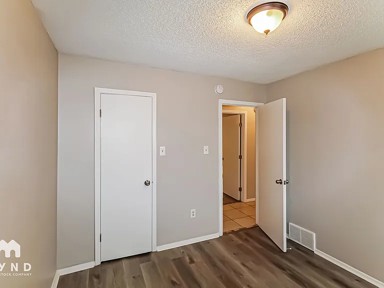 4631 Lasalle Pl — Photo 13
