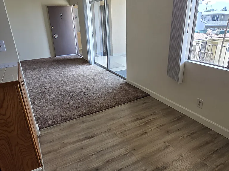 11854 Manor Dr — Photo 16