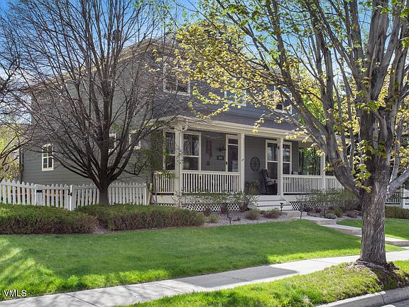 2nd image of 628 Founders Ave