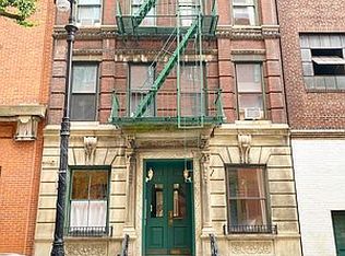 129 Perry St #4B, New York, NY 10014