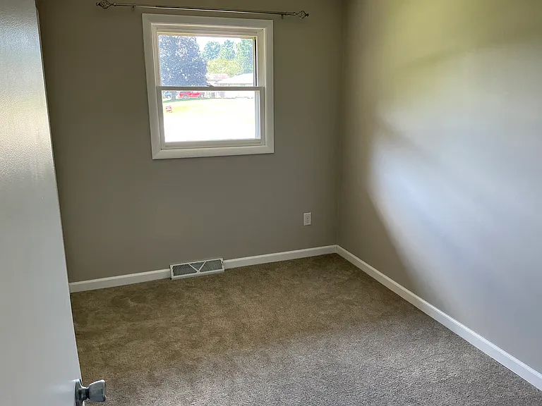 52160 Wayne Ct N — Photo 10