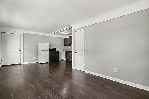 1932 Truitt Ave Photo 1