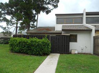 1855 Abbey Rd, West Palm Beach, FL 33415