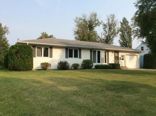 313 S Nelson St, Crookston, MN 56716