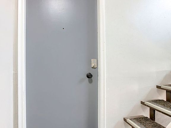 5th image of 1332-1334 S 30th Ct #8