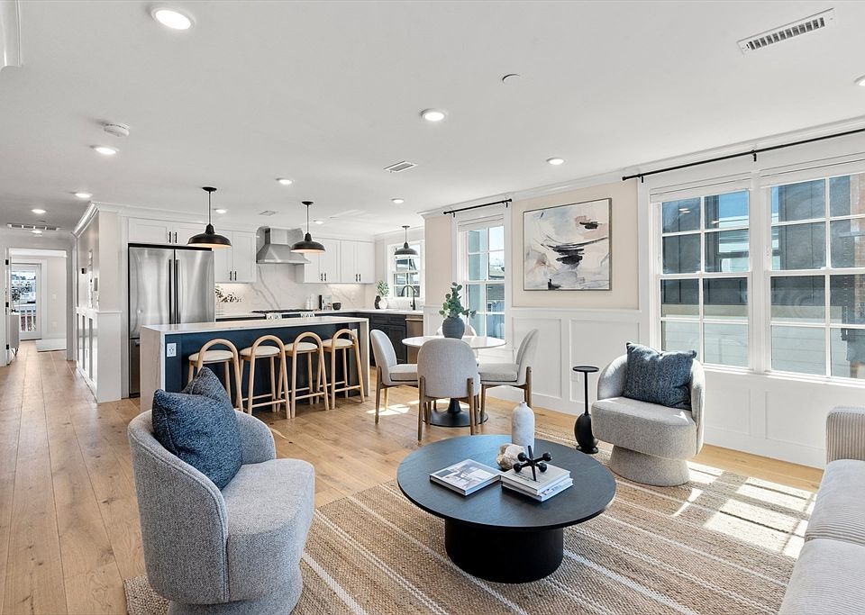 1st image of 7 Dane St #D