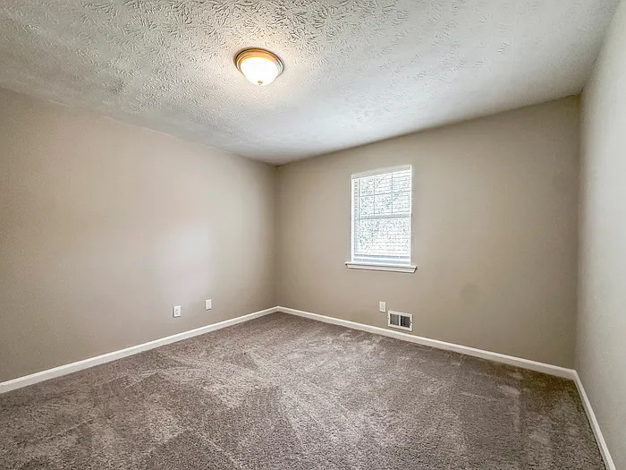 2752 Fairburn Rd SW — Photo 11