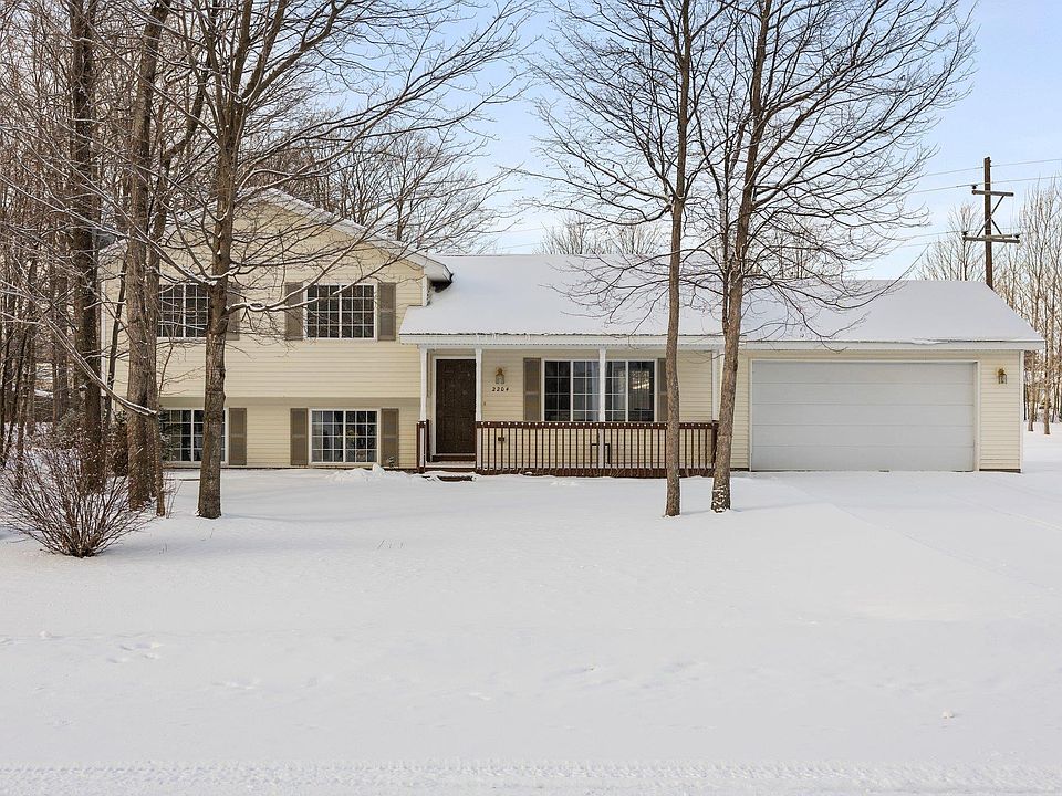 1st image of 2204 Woodcock Ln