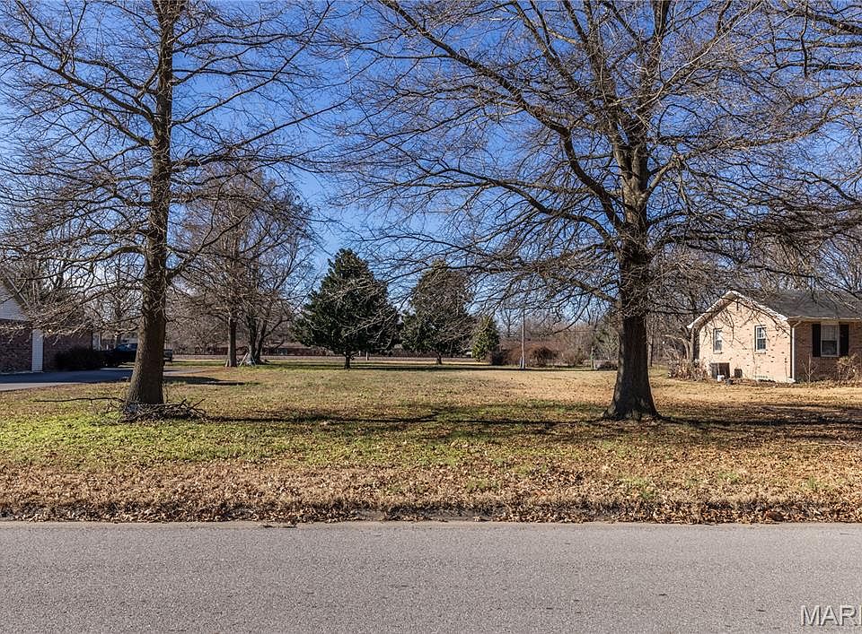 1st image of 1009 Davis Blvd