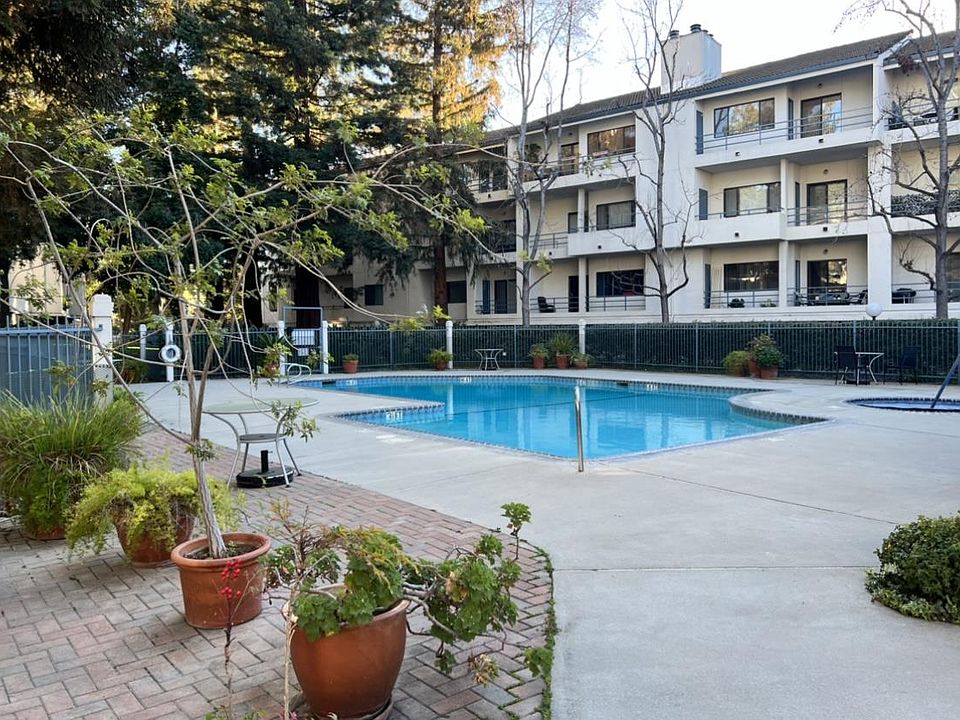 1st image of 4661 Albany Cir APT 112
