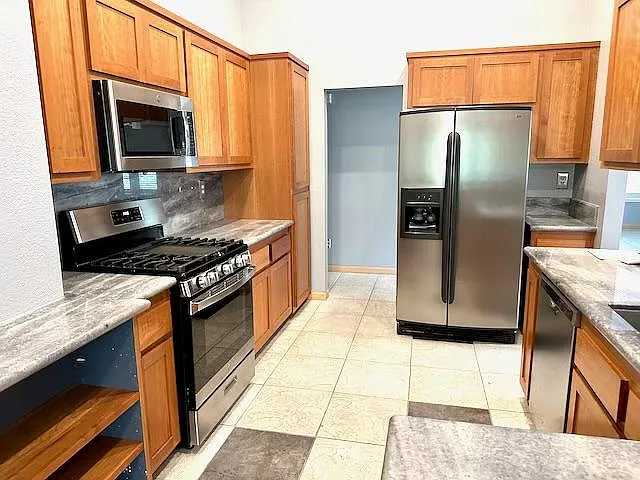 5018 Charter Rd — Photo 3