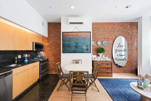 Rented by Nest Seekers International | media 53