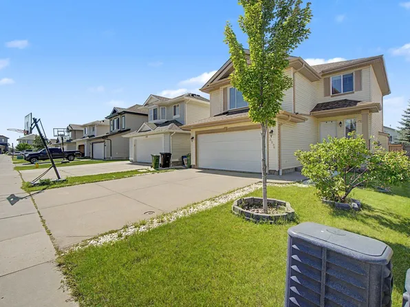 3236 21st St NW, Edmonton, AB T6T 0A8