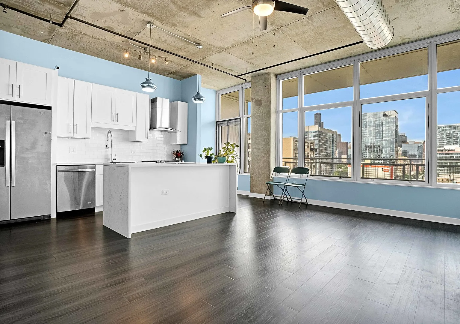 1 bed, 930 sqft, $2,800 — Photo 3