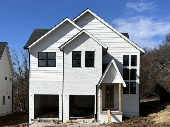 716B Newhall Dr, Nashville, TN 37206
