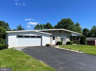 601 New St, Spring City, PA 19475