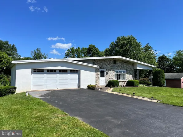 601 New St, Spring City, PA 19475