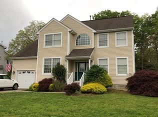 566 Stonewall Dr, Galloway, NJ 08205