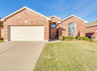4613 Barberry Tree Cv, Crowley, TX 76036