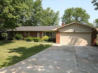 1160 Driftwood Ave, Columbus, IN 47203