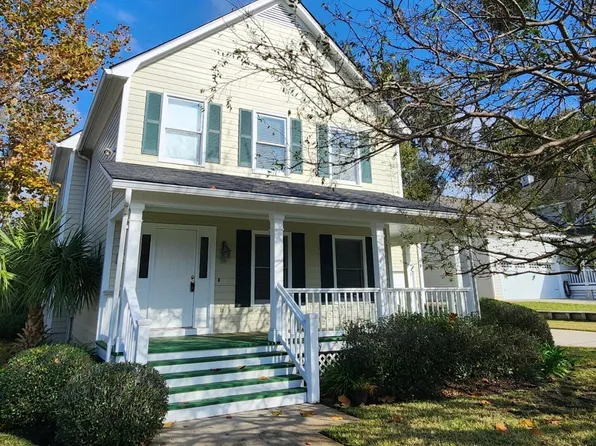 112 Newfield St, Saint Simons Island, GA 31522