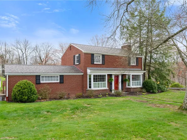 411 Rosebriar Dr, Glenshaw, PA 15116