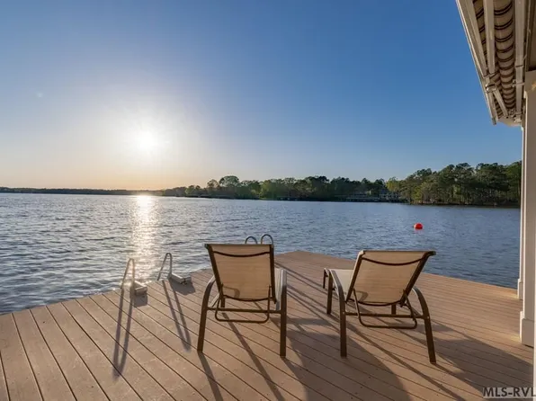 250 Riverside Dr, Henrico, NC 27842