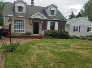 858 S Weinbach Ave, Evansville, IN 47714